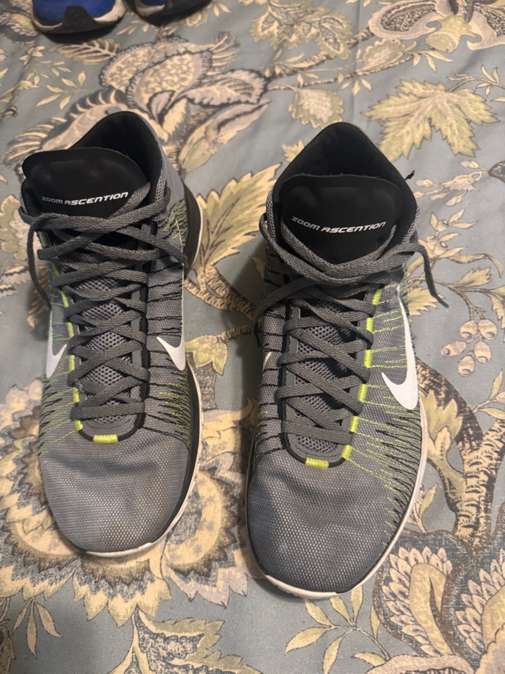 Nike Gray & Lime Zoom Ascention Athletic Sneakers